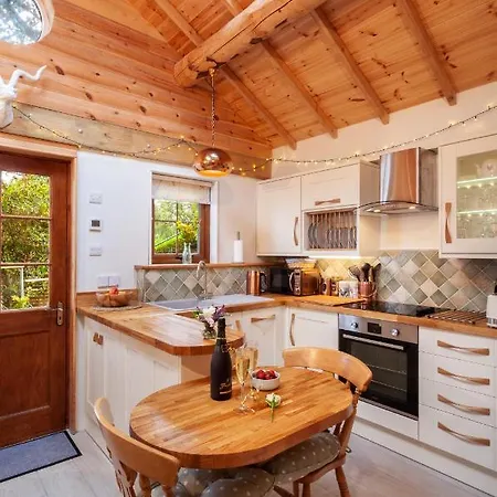 Porthole Log Cabin Minehead Exterior photo