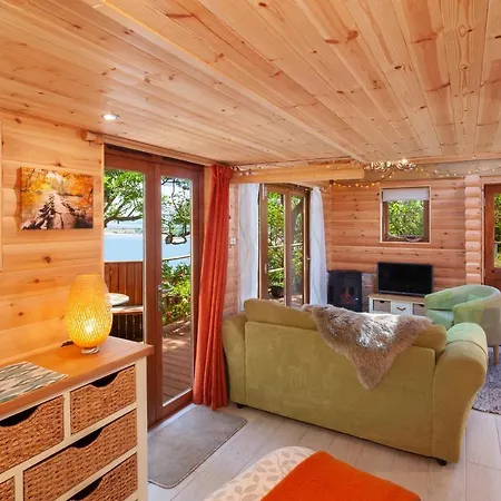 Porthole Log Cabin Minehead Exterior photo