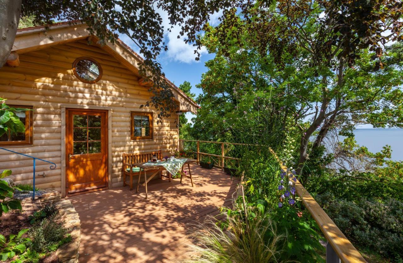 Porthole Log Chalet Minehead